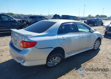 2010 Toyota Corolla S из США, поврежденный, VIN 1NXBU4EE4AZ309033